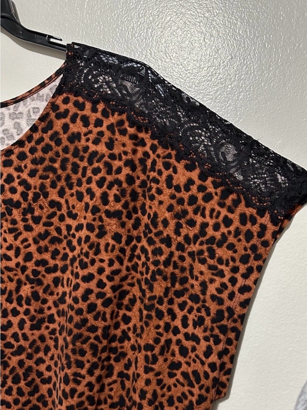 Torrid Super Soft Knits Cheetah Print Tunic w/ Lace Sleeves - Picture 3 of 5